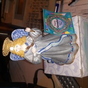 Novelino Angels of the month AUGUST (SKU N16)